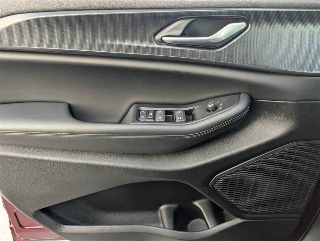 Used 2024 Jeep Grand Cherokee Altitude image 24