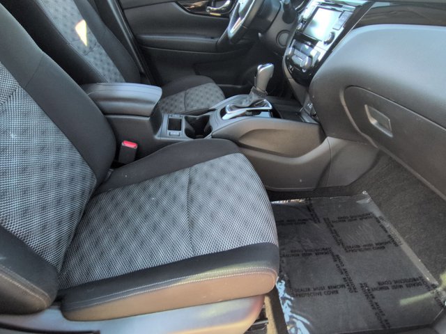 Used 2021 Nissan Rogue Sport SV image 20