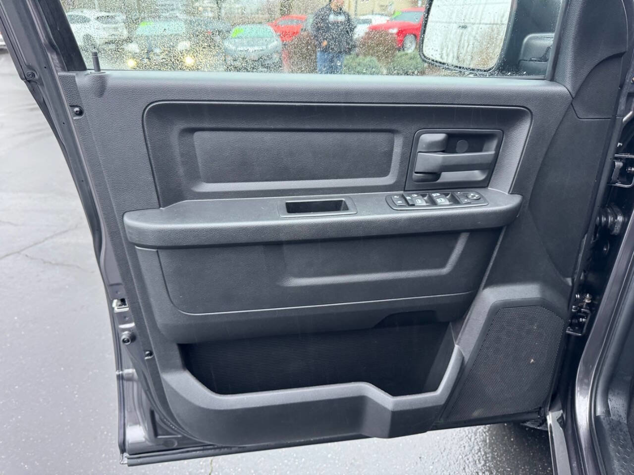 Used 2015 RAM 1500 Express image 13