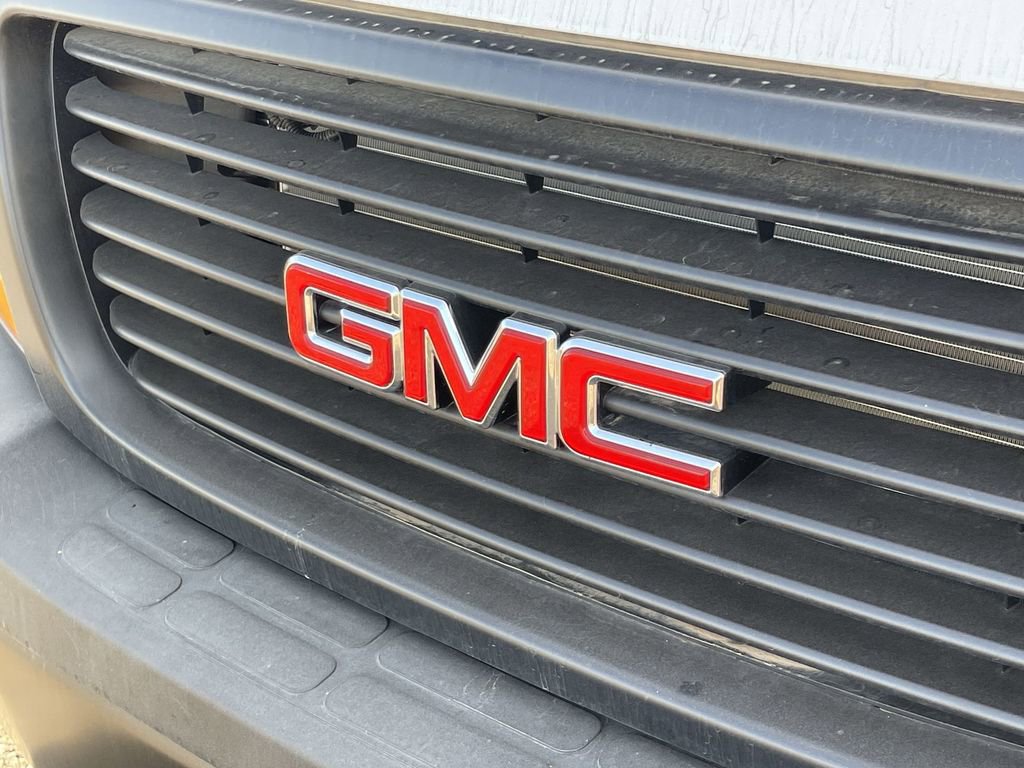 New 2025 GMC Savana 2500 Extended w/ Driver Convenience Package image 26