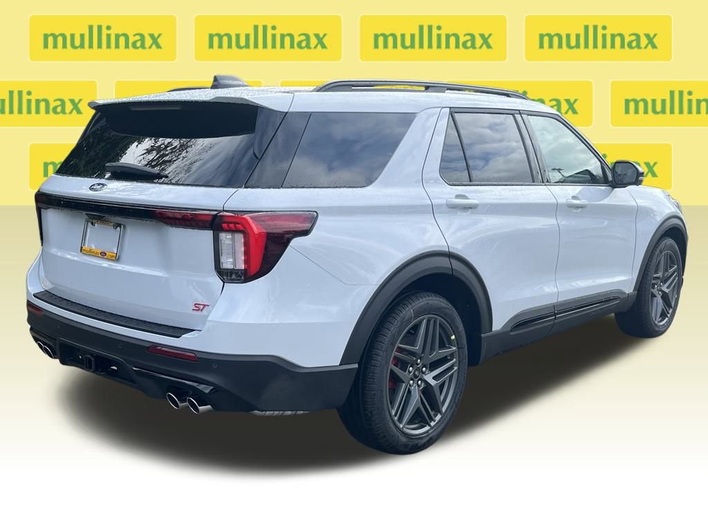 New 2026 Ford Explorer ST w/ Sun And Sound Package image 4
