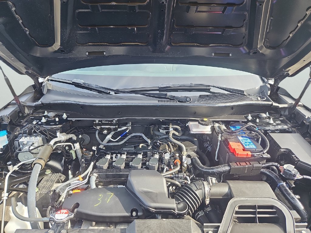 Used 2025 Honda CR-V LX image 28