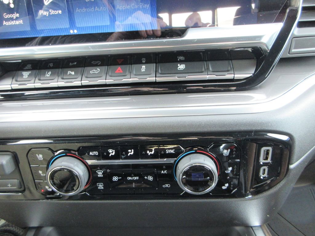 New 2026 Chevrolet Silverado 3500 High Country w/ High Country Premium Package AWD/4WD image 36