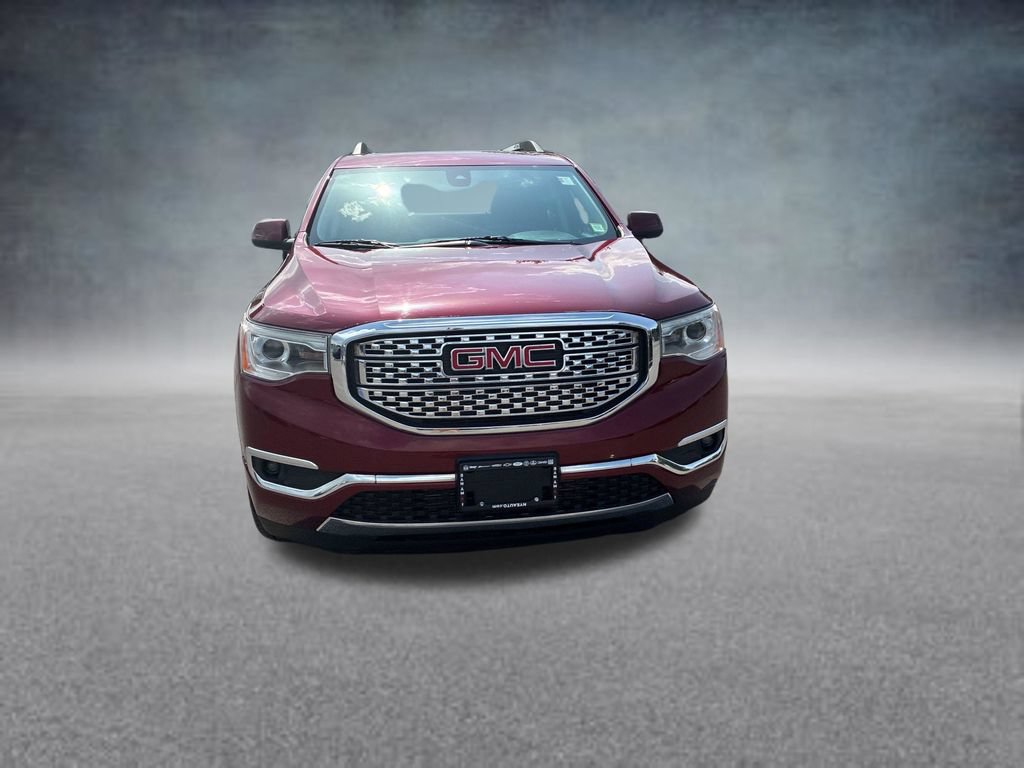 Used 2018 GMC Acadia Denali w/ LPO, Protection Package AWD/4WD image 9