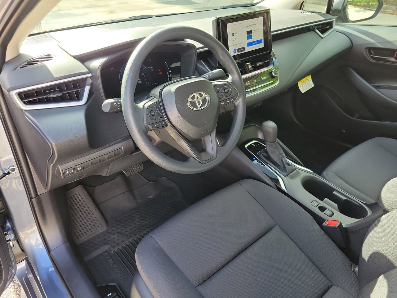 Used 2026 Toyota Corolla LE image 15