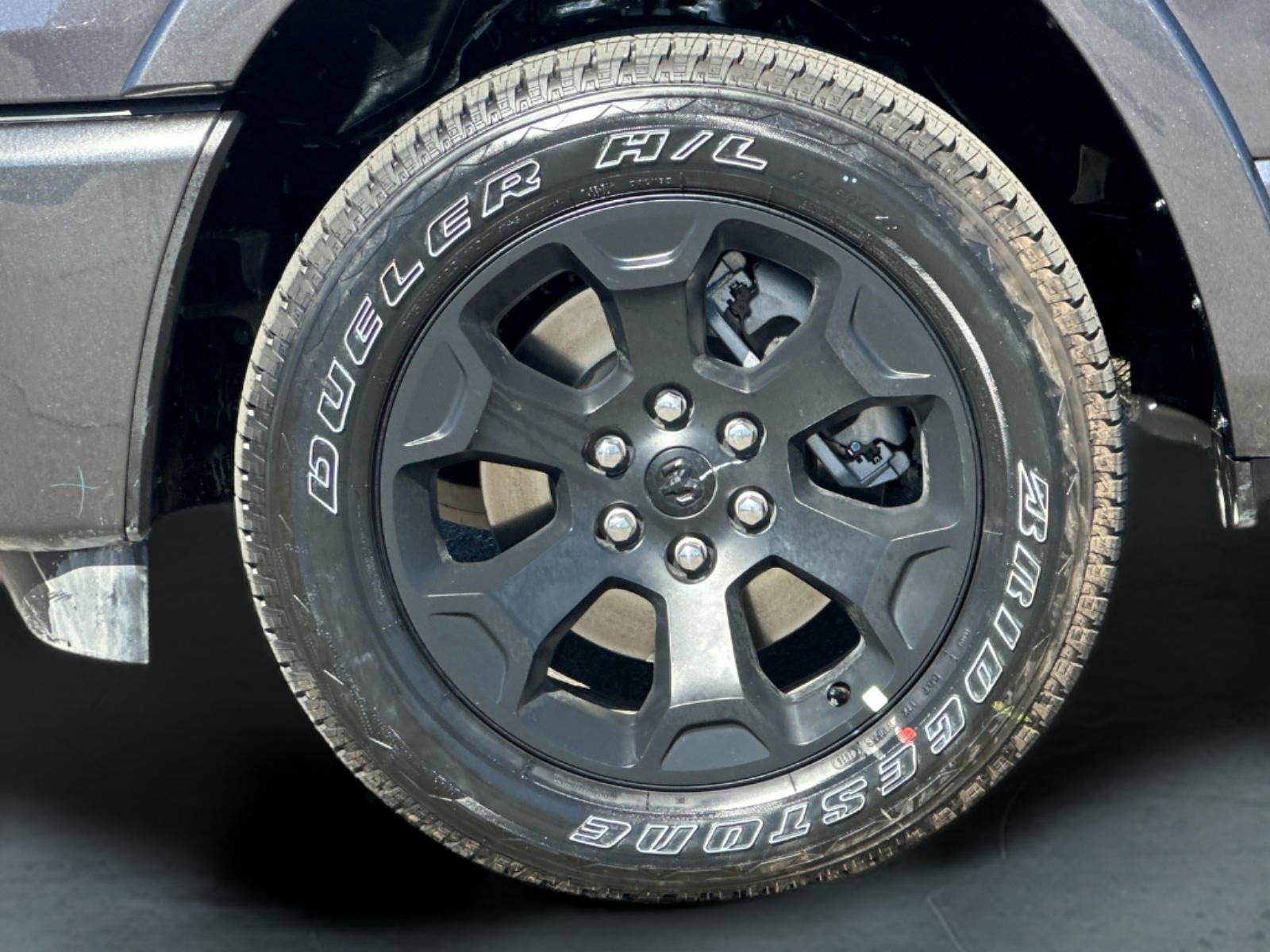 New 2026 RAM 1500 4x4 Crew Cab image 24