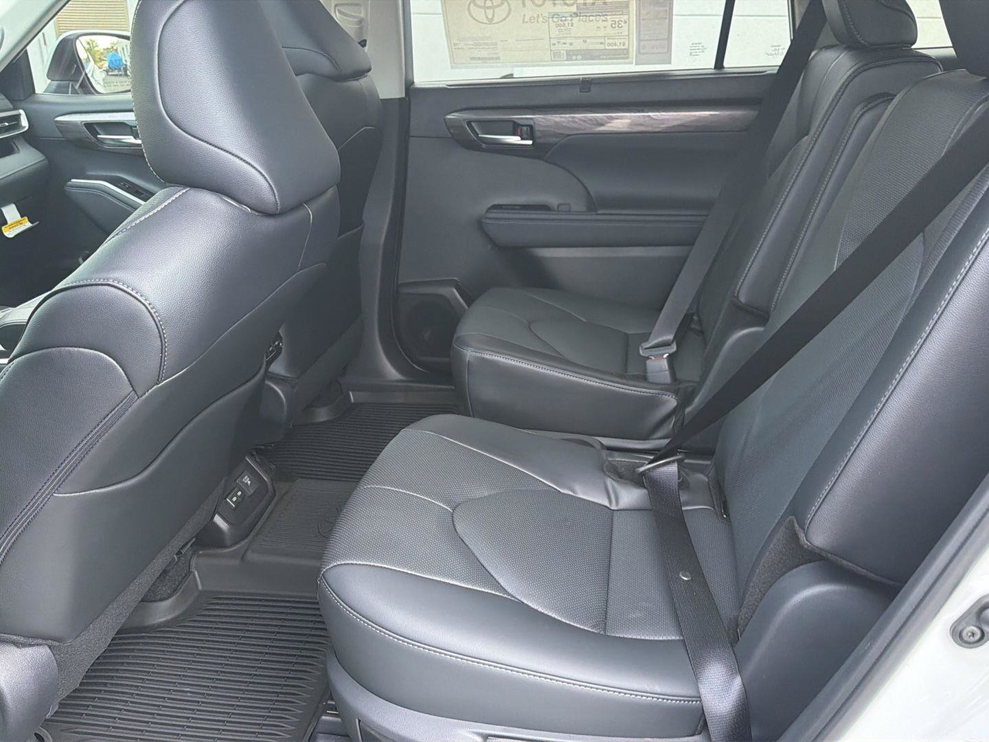 New 2026 Toyota Highlander Limited AWD/4WD image 11