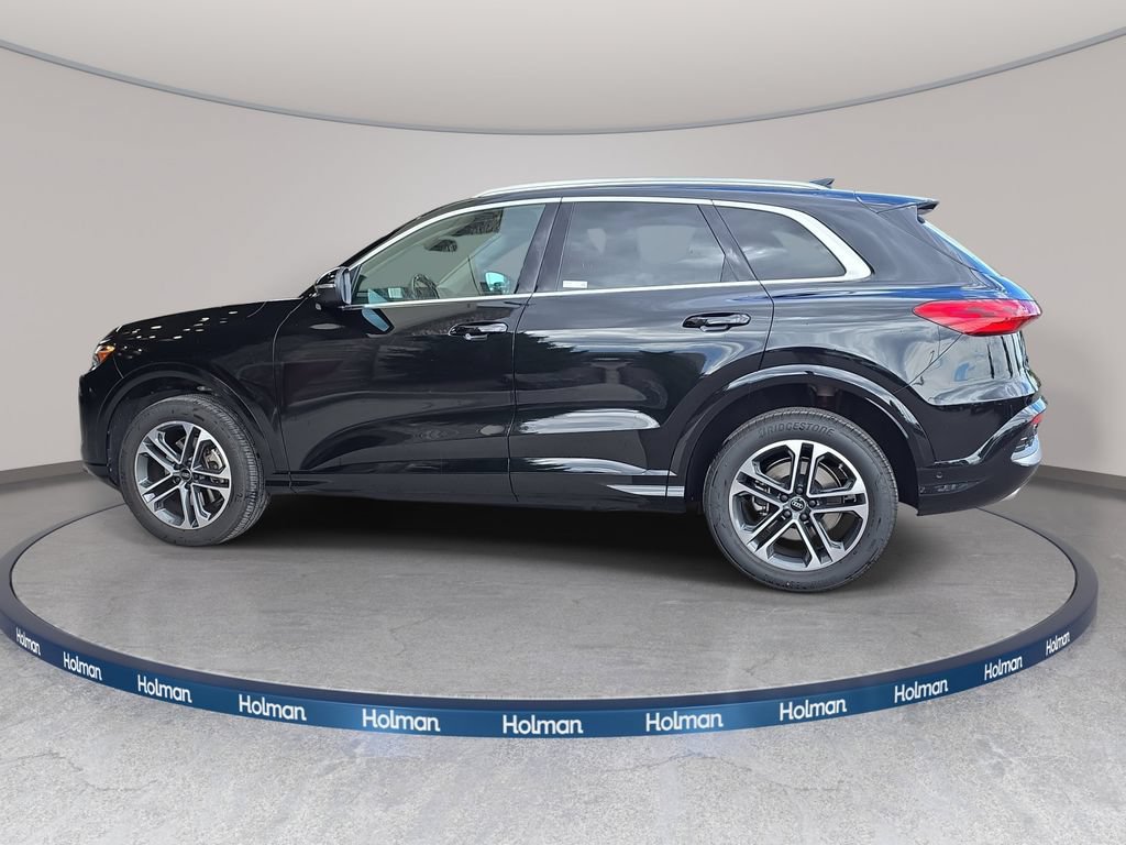 Used 2025 Audi Q5 Premium AWD/4WD image 9