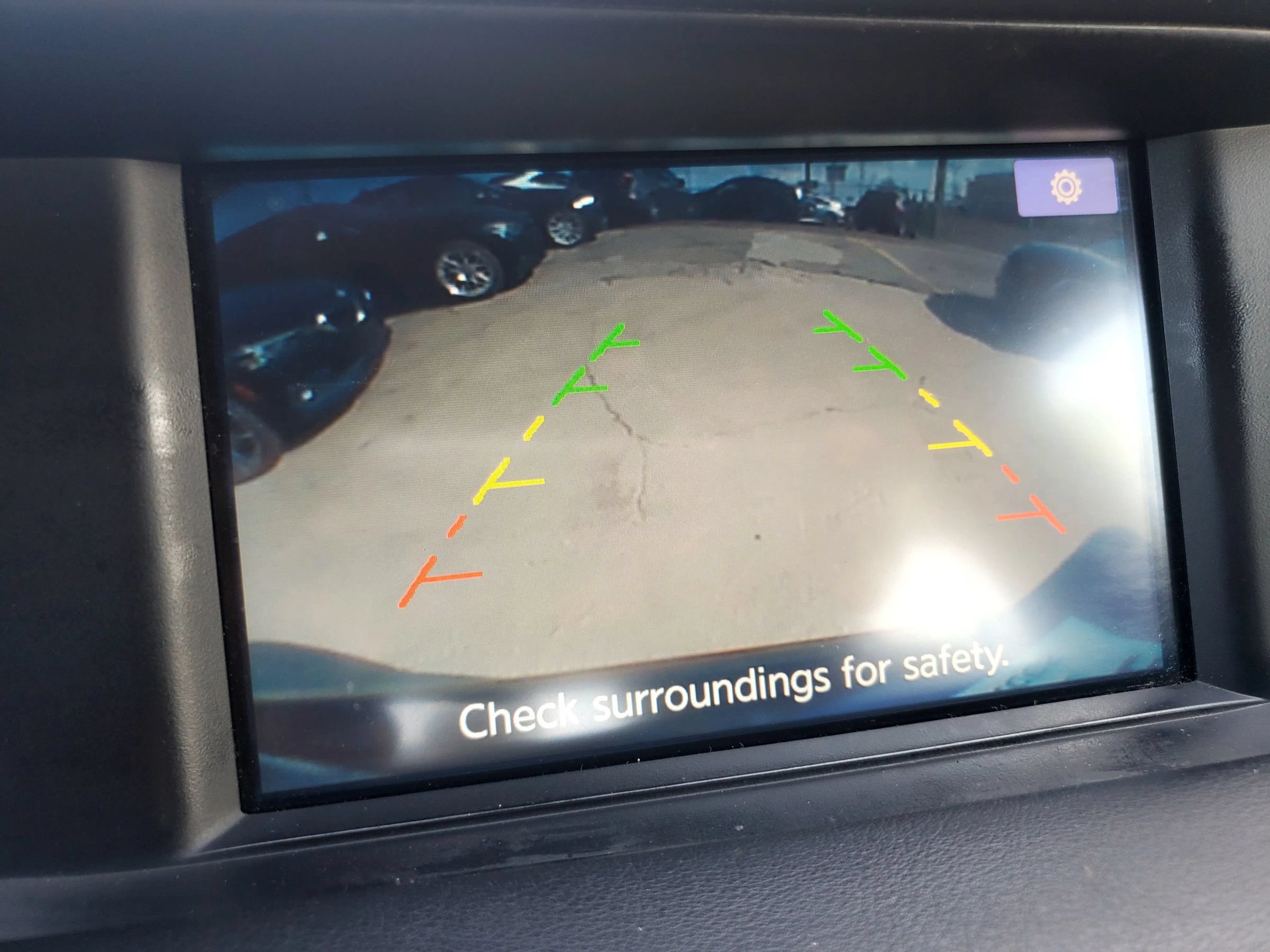 Used 2017 INFINITI QX30 AWD image 39