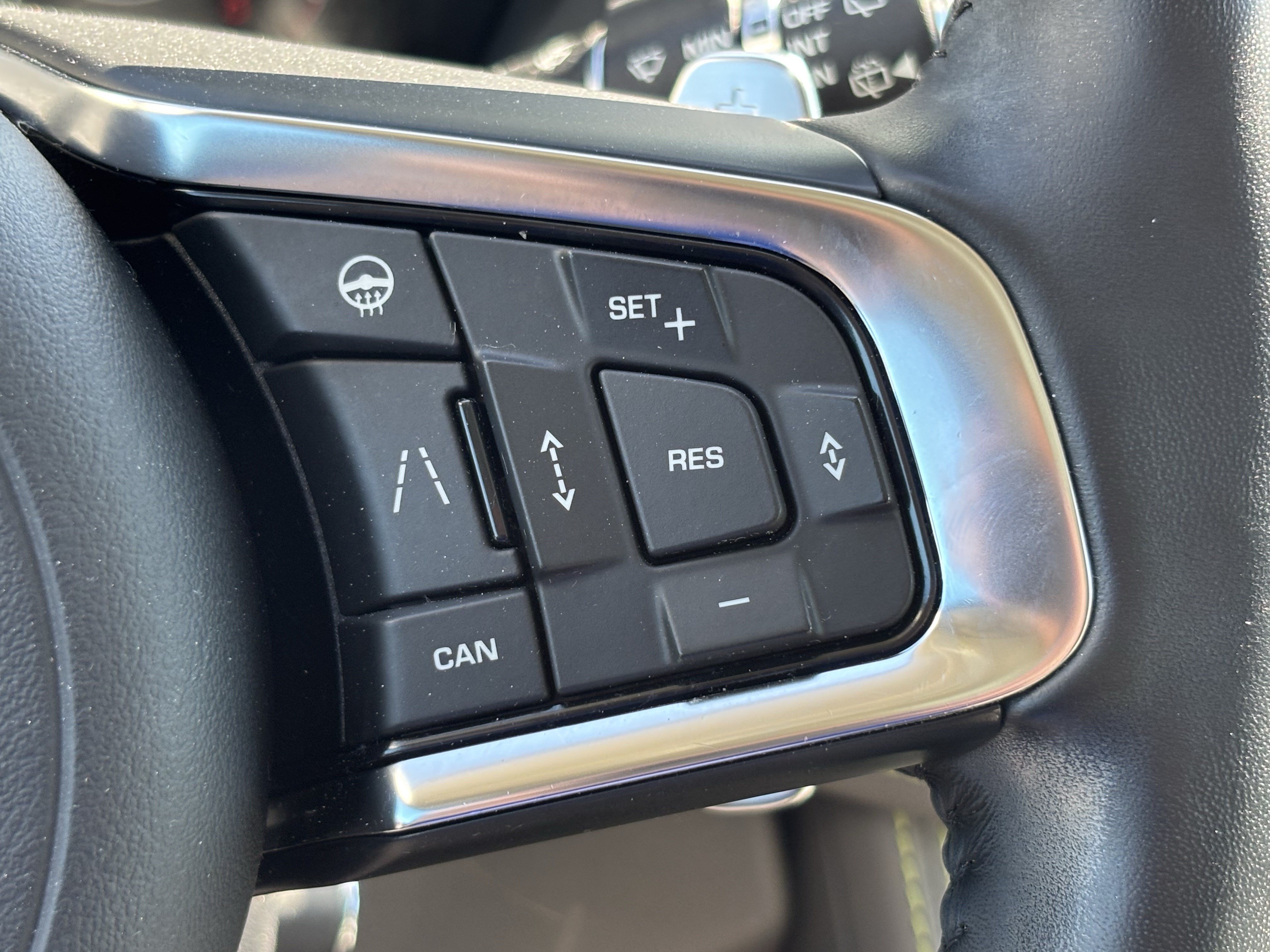 Used 2019 Jaguar F-PACE R-Sport AWD/4WD image 20