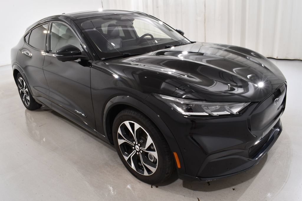 Used 2023 Ford Mustang Mach-E Premium AWD/4WD image 5