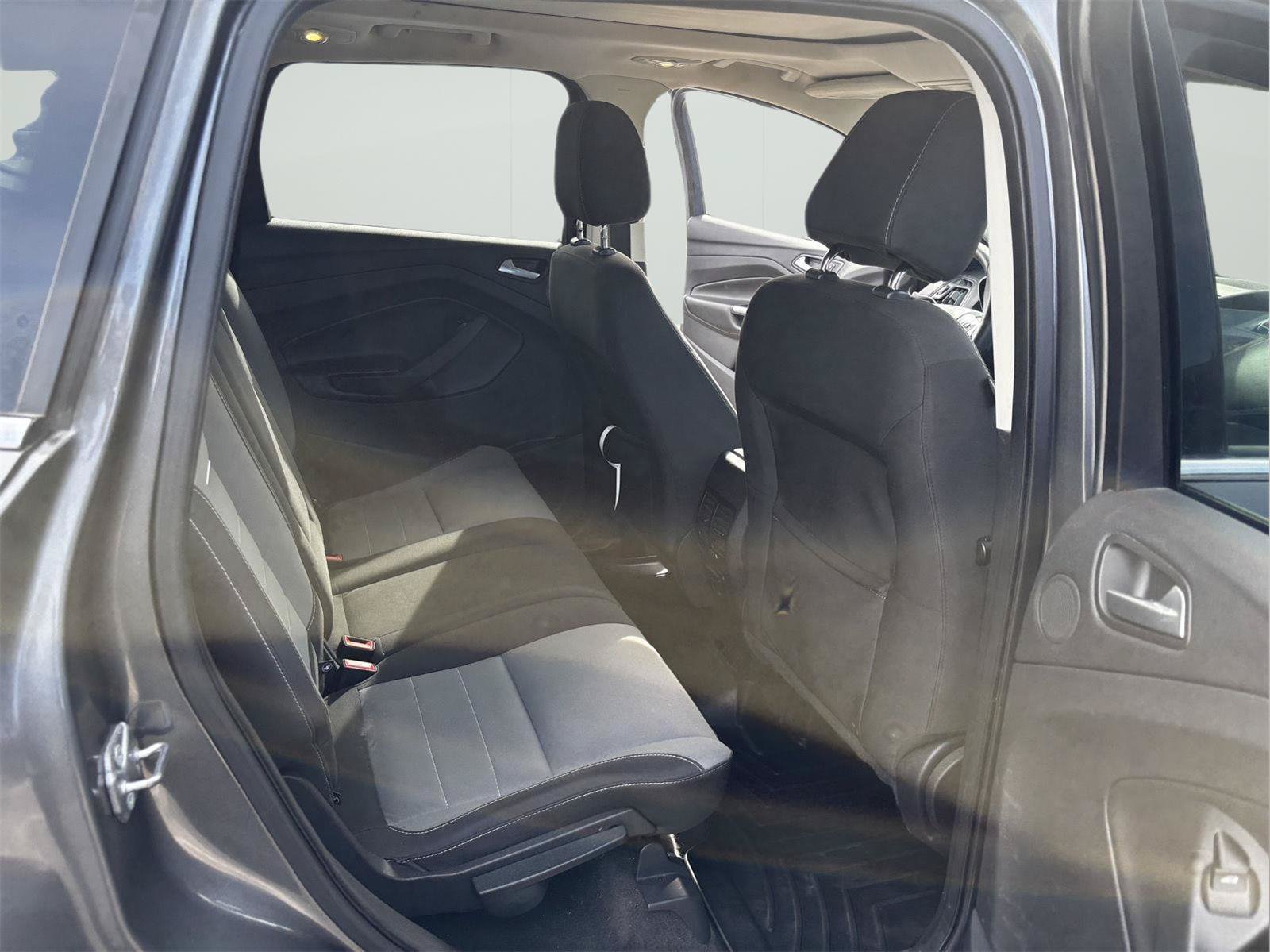 Used 2014 Ford Escape SE w/ Equipment Group 201A FWD image 29