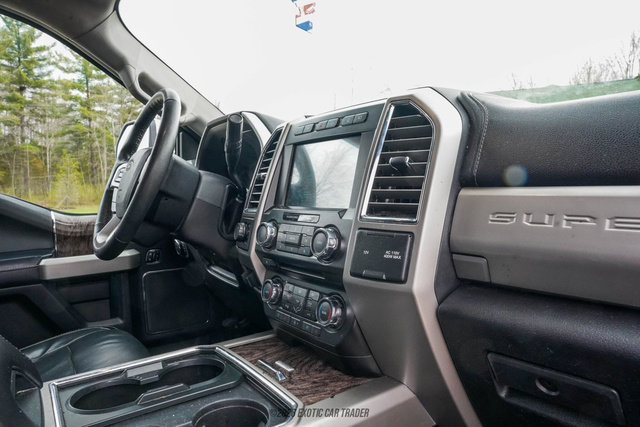 Used 2017 Ford F350 Lariat w/ Lariat Ultimate Package image 41