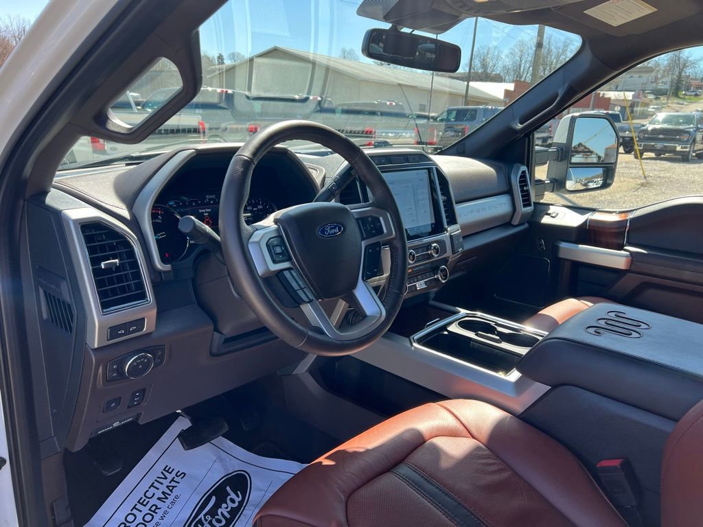 Used 2022 Ford F350 King Ranch image 11