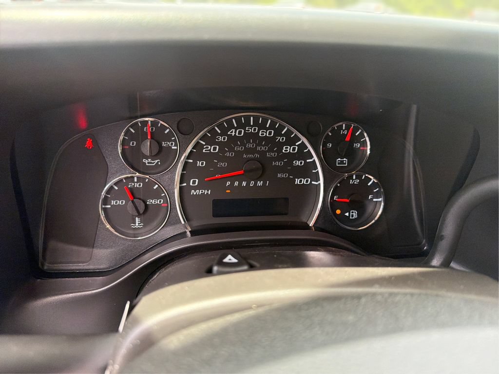 New 2026 Chevrolet Express 3500 w/ Driver Convenience Package RWD image 17
