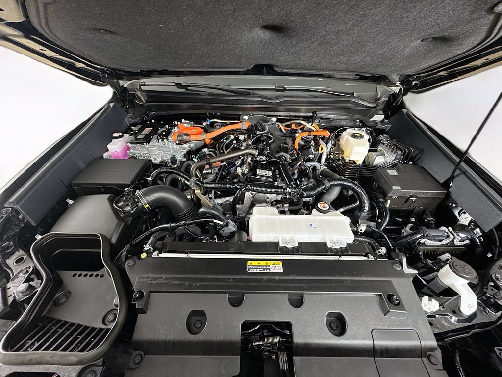 Certified 2025 Toyota Tacoma Limited AWD/4WD image 25