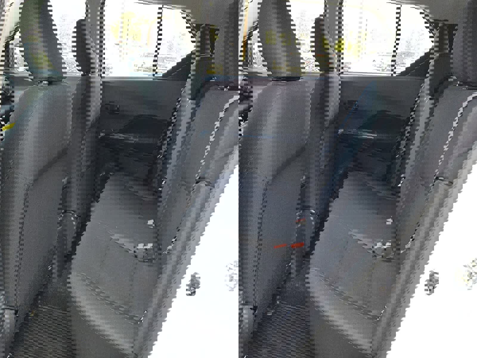 New 2025 Nissan Kicks Play S image 4