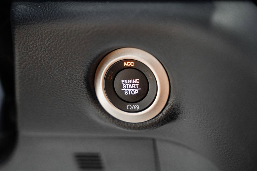 New 2026 Chrysler Pacifica Pinnacle image 25