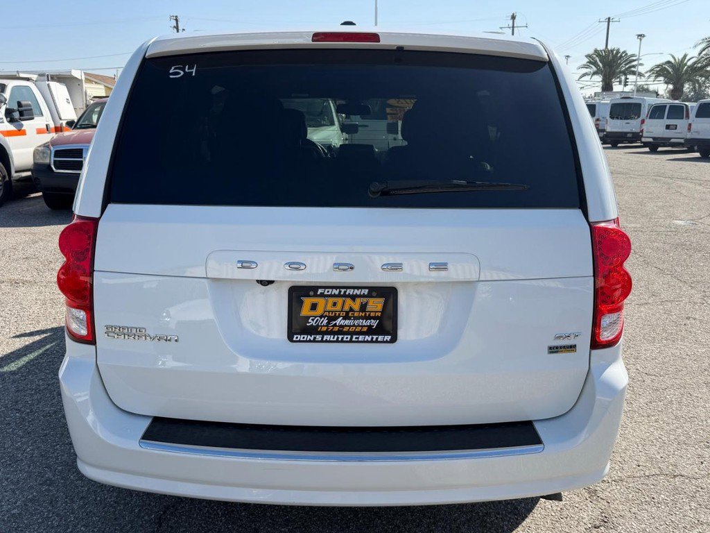 Used 2018 Dodge Grand Caravan SXT image 7