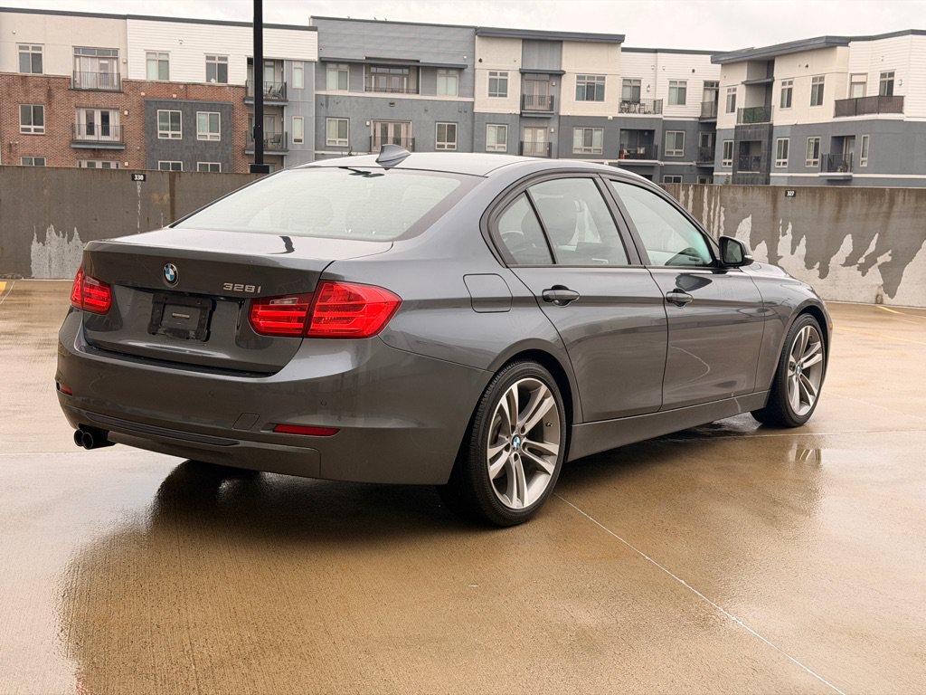 Used 2015 BMW 328i Sedan RWD image 3