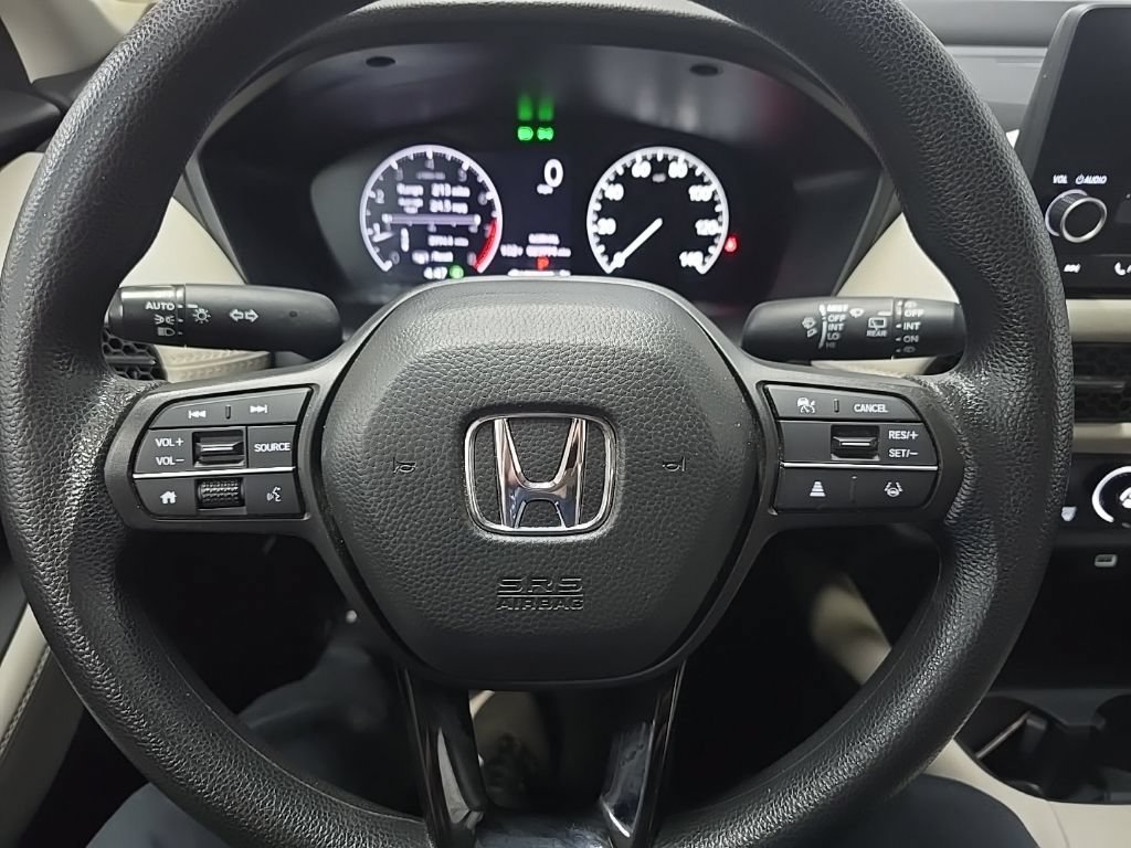 Used 2023 Honda HR-V LX image 18