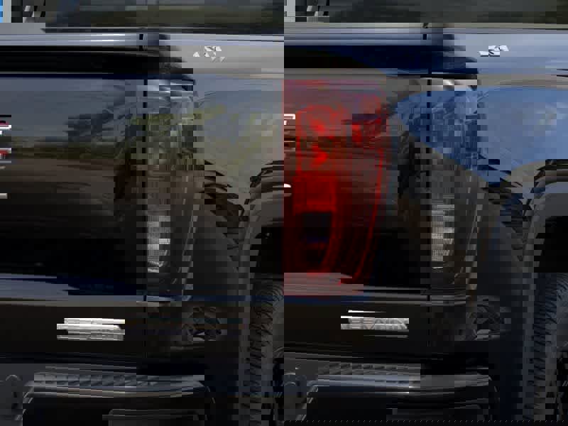 New 2026 GMC Sierra 1500 Elevation image 4