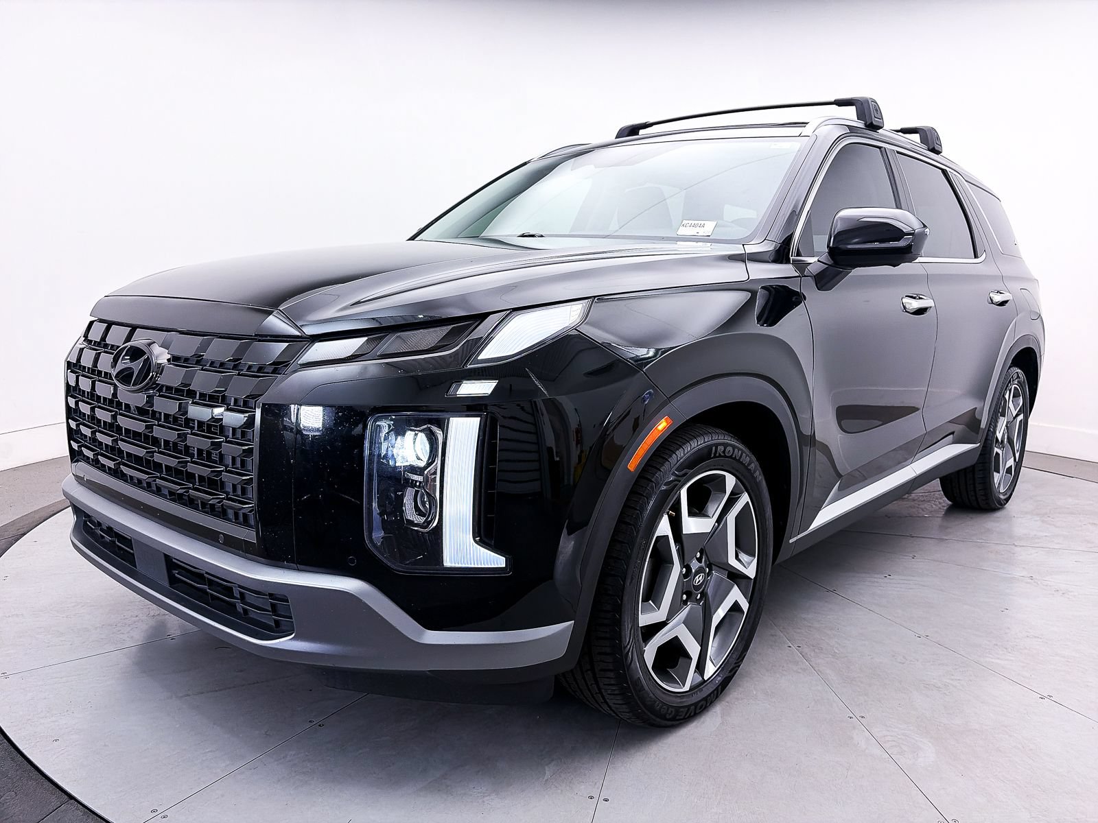 Used 2023 Hyundai Palisade SEL w/ Premium Package FWD image 16