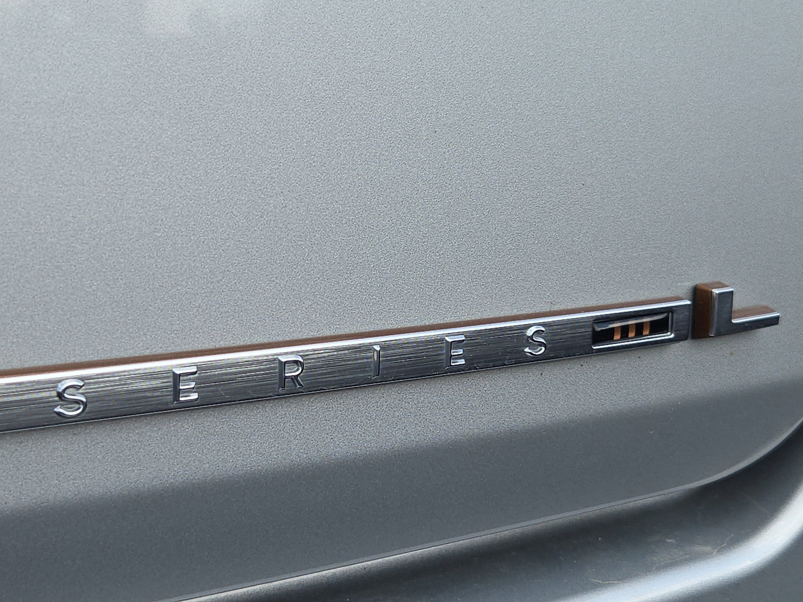 Used 2023 Jeep Grand Wagoneer L Series III w/ HD Trailer Tow Package image 5