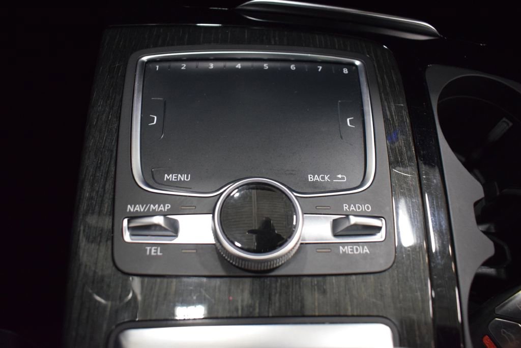 Used 2017 Audi Q7 3.0T Premium Plus image 25