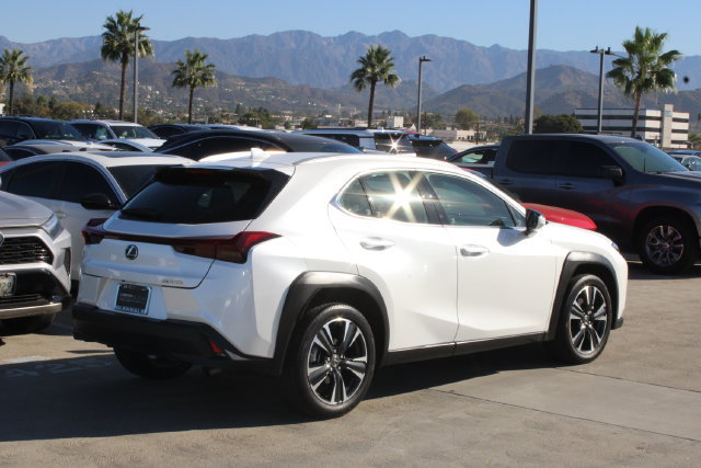 Certified 2025 Lexus UX 300h FWD image 21
