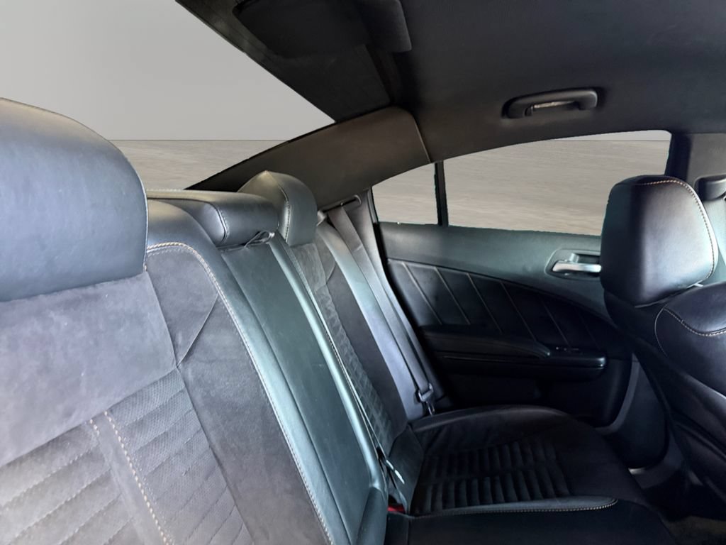Used 2017 Dodge Charger R/T RWD image 23