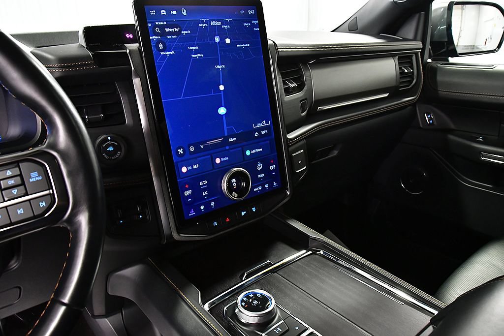 Used 2023 Ford Expedition Platinum AWD/4WD image 21