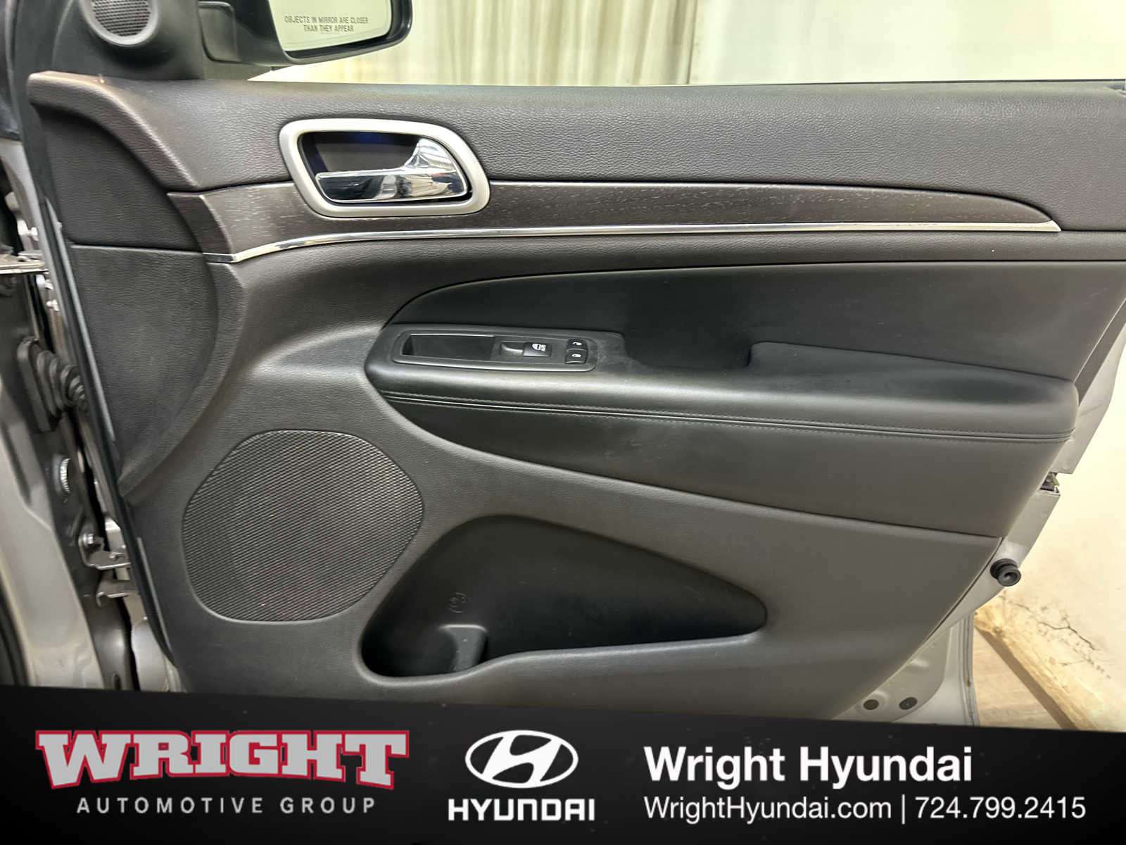 Used 2018 Jeep Grand Cherokee Limited image 17