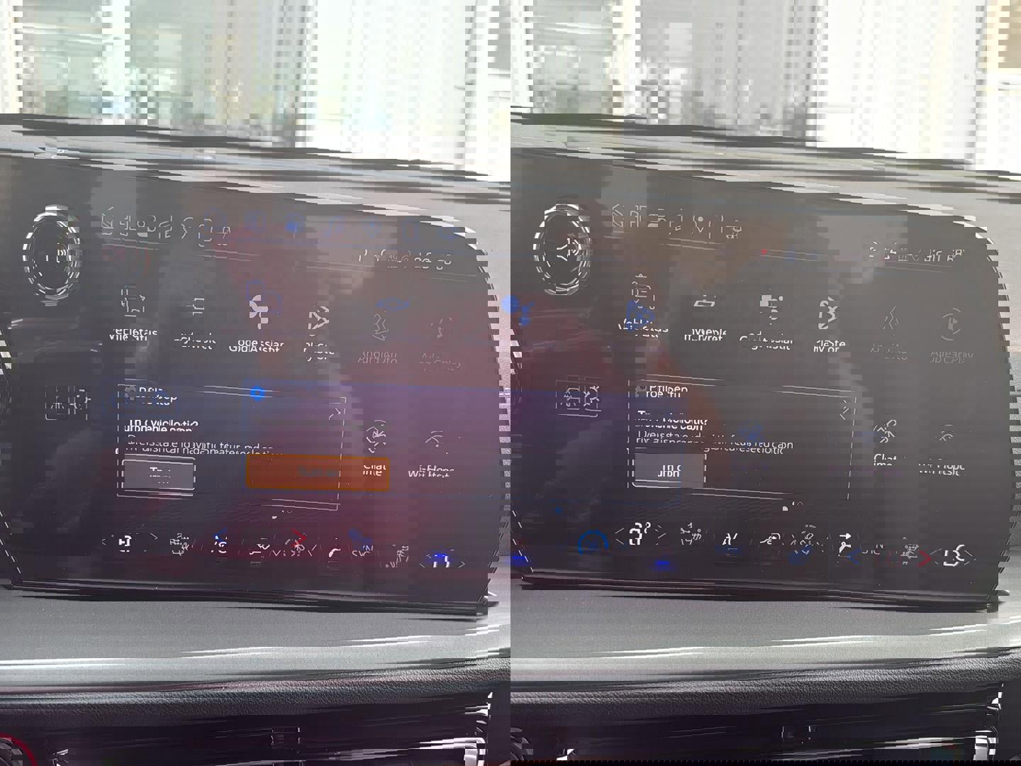 Used 2025 Chevrolet Traverse LT image 20