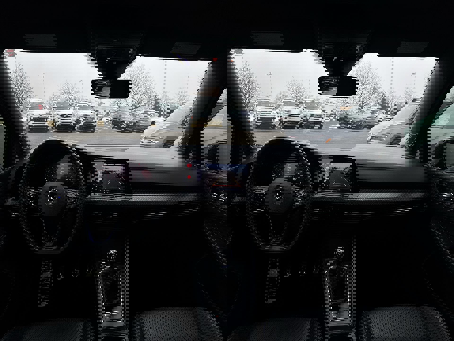 Used 2022 Volkswagen Golf R image 21