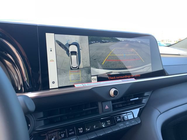 New 2026 Toyota Crown Signia AWD/4WD image 23