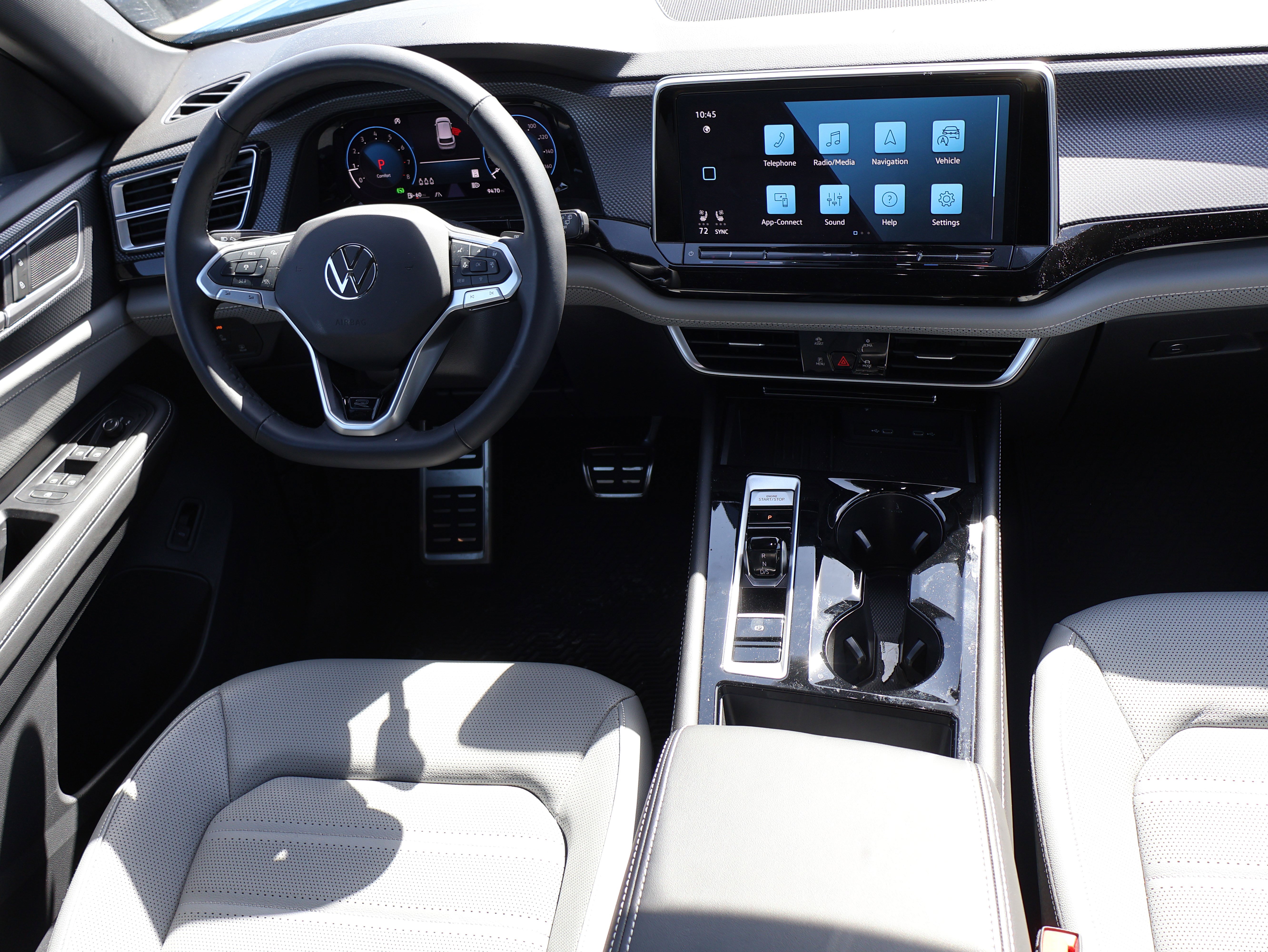 Used 2025 Volkswagen Atlas Cross Sport SEL R-Line AWD/4WD image 21