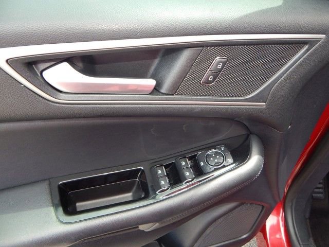 Used 2020 Ford Edge SEL w/ Convenience Package image 13