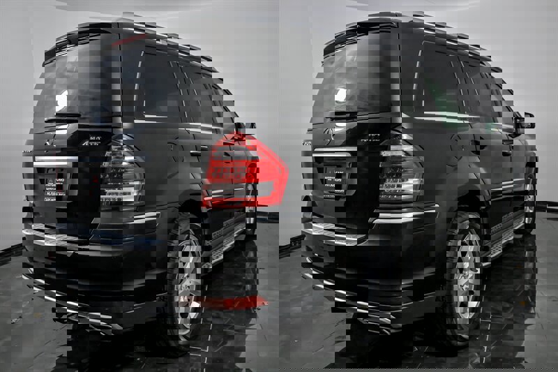 Used 2012 Mercedes-Benz GL 450 4MATIC image 10