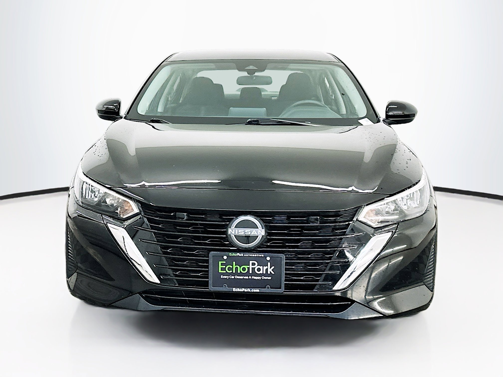 Used 2025 Nissan Sentra SV FWD image 2