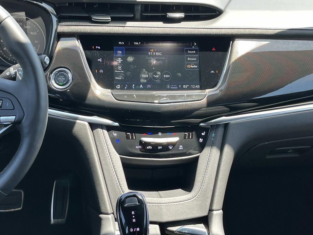 New 2025 Cadillac XT6 Sport w/ Platinum Package AWD/4WD image 16