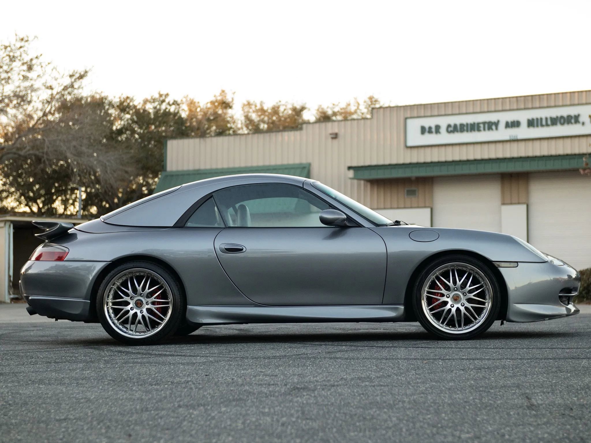 Used 2001 Porsche 911 Carrera 4 image 12