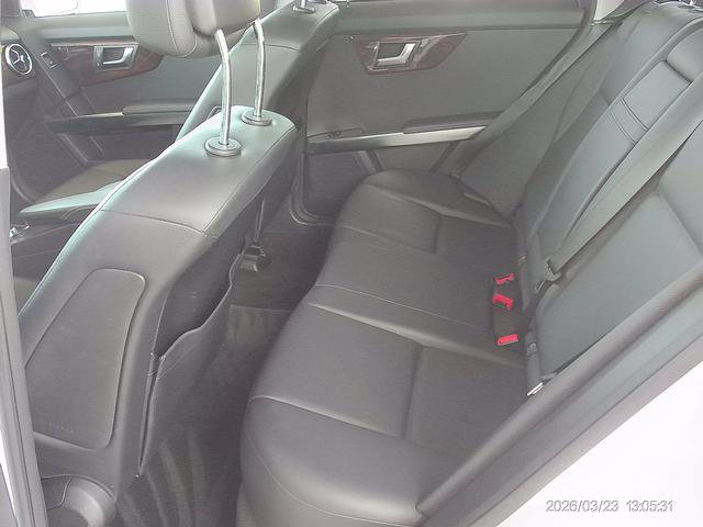 Used 2013 Mercedes-Benz GLK 350 4MATIC image 5