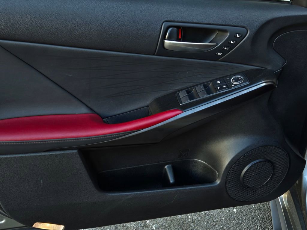 Used 2022 Lexus IS 300 300 w/ Premium Package image 10