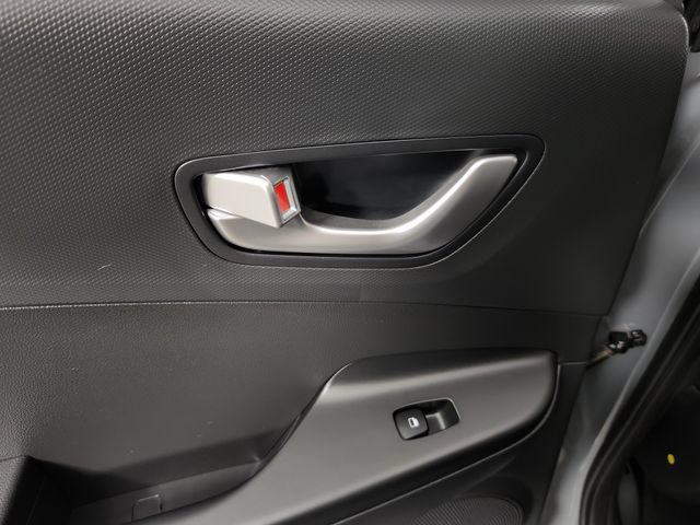 Certified 2023 Hyundai Kona SE FWD image 17