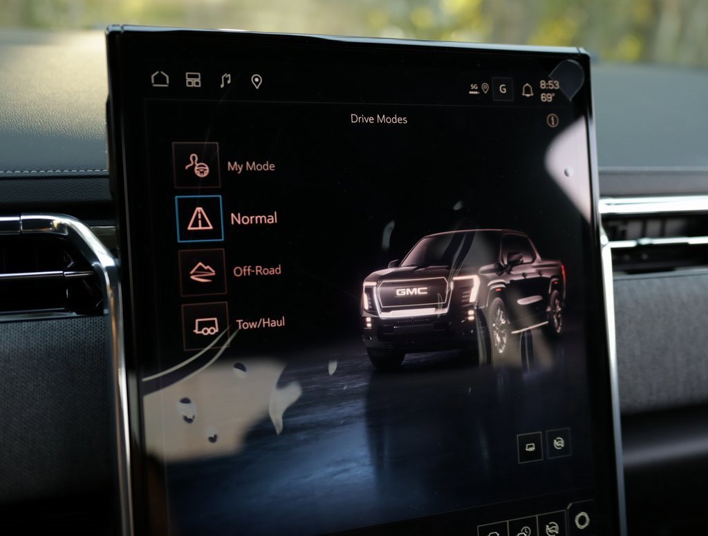 New 2026 GMC Sierra EV Elevation image 17