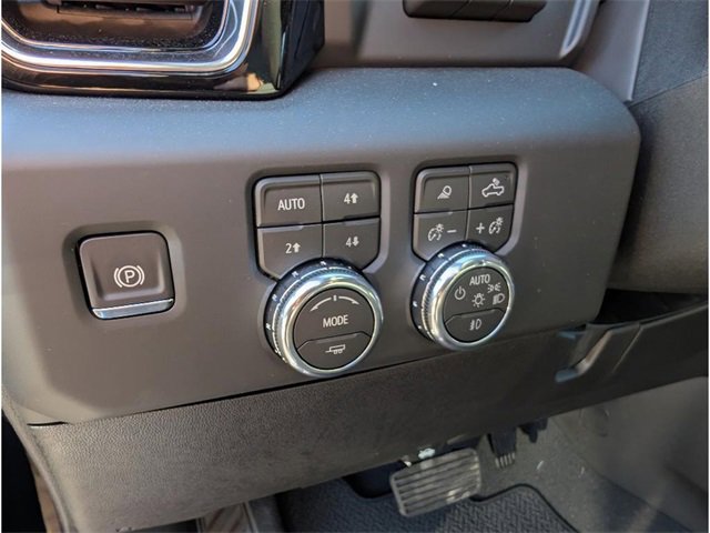 New 2026 GMC Sierra 3500 Denali w/ Denali Reserve Package image 17