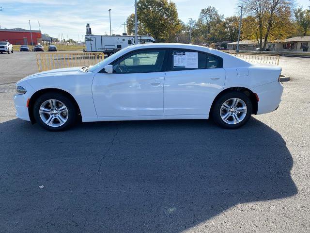 Used 2022 Dodge Charger SXT image 4