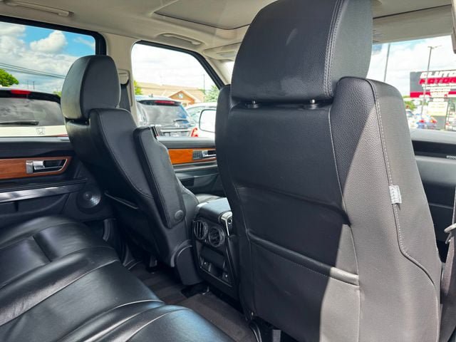 Used 2010 Land Rover Range Rover Sport HSE AWD/4WD image 19