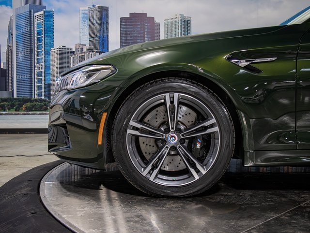 Used 2023 BMW M5 w/ Executive Package image 7